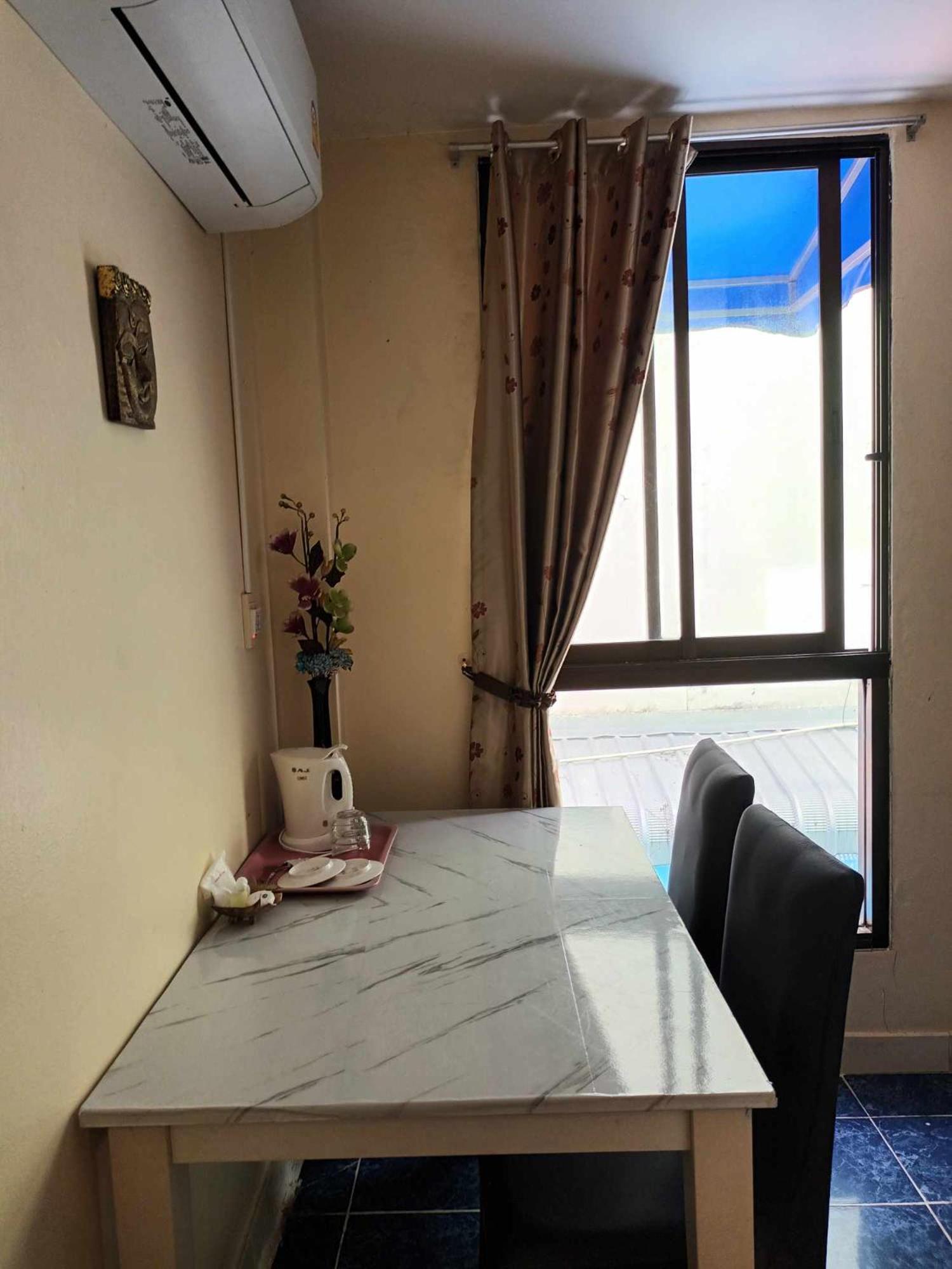 Patong 芭东玫瑰宾馆酒店 外观 照片