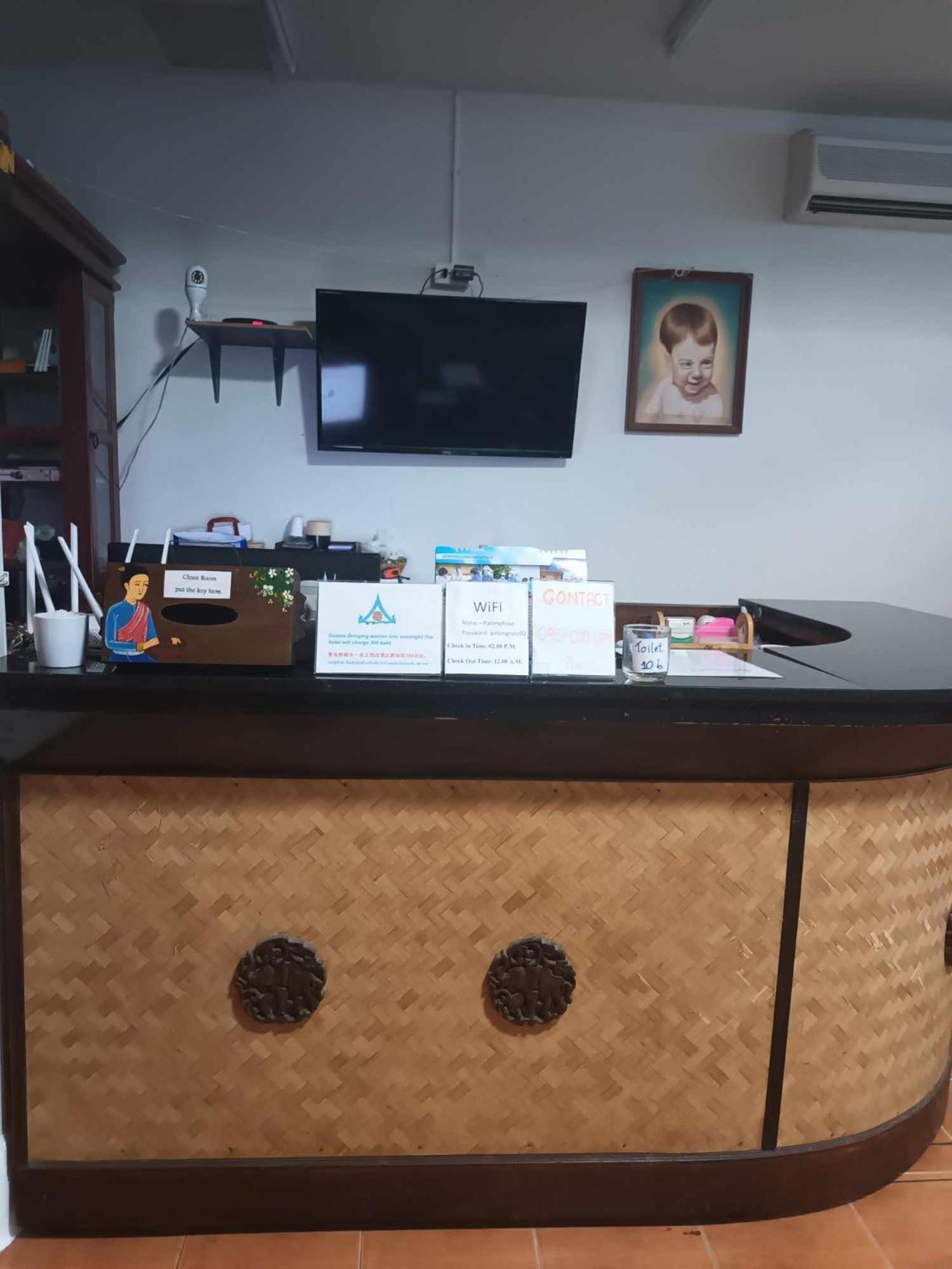 Patong 芭东玫瑰宾馆酒店 外观 照片